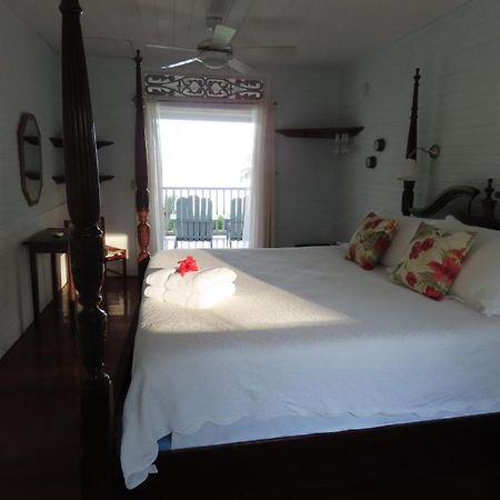 Sand Dollar Beach Bed & Breakfast 博卡斯德尔托罗 外观 照片