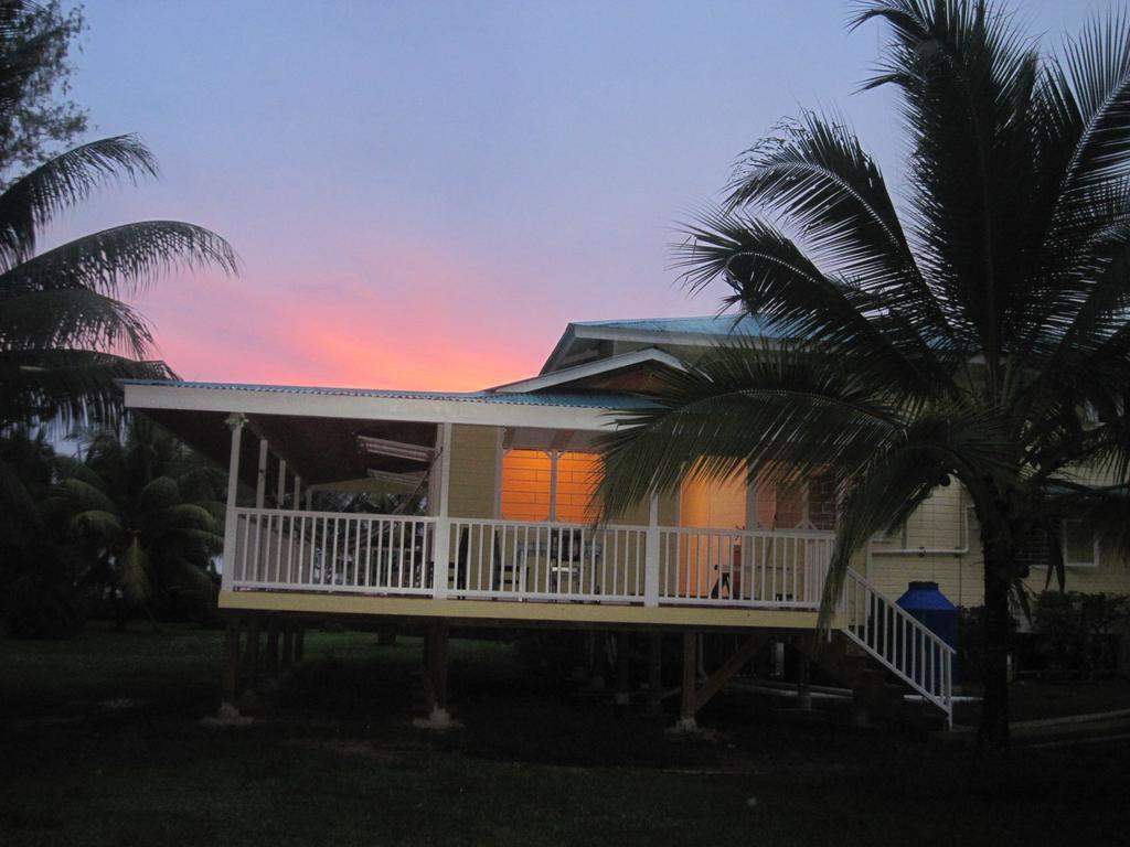 Sand Dollar Beach Bed & Breakfast 博卡斯德尔托罗 客房 照片
